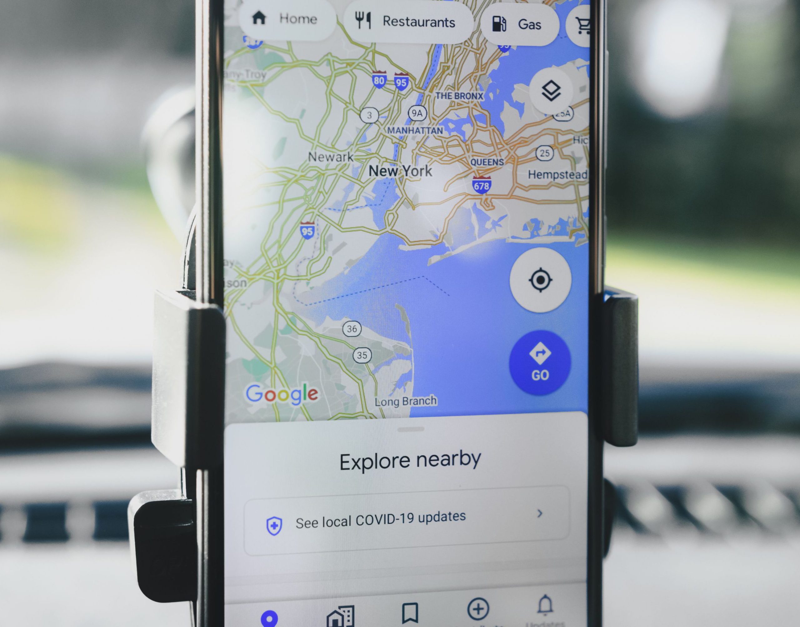 The benefit of local SEO is that it can target local keywords and content as shown in this image, which is a cellphone that is placed on the cellphone holder and can be attached to the best quality car glass and is not easily broken